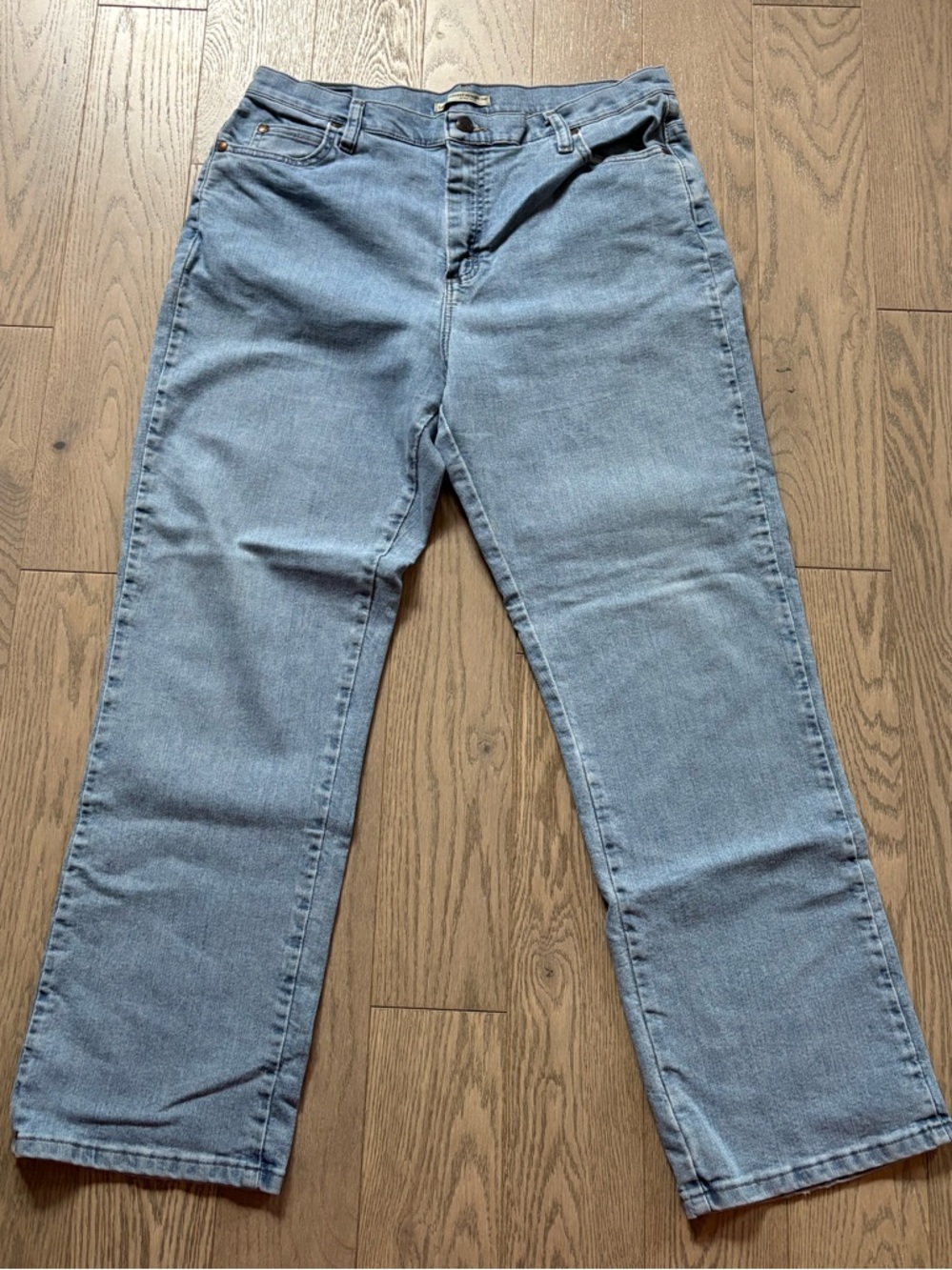 Lee Relaxed Straight Leg Jeans in Light Blue Denim
